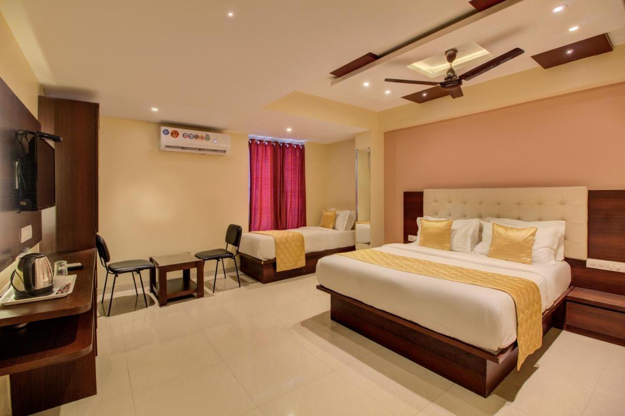 Hotel Malad Inn Opposite Malad Railway Station Mumbai Exterior foto